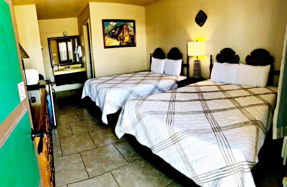 Family Room at Rio Grande Motel, photo 3